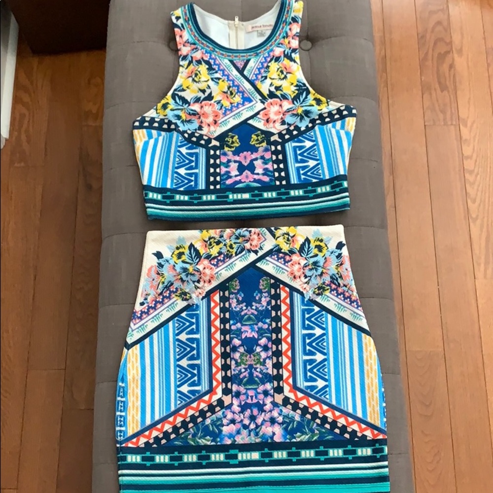 Jealous Tomato 2 piece set